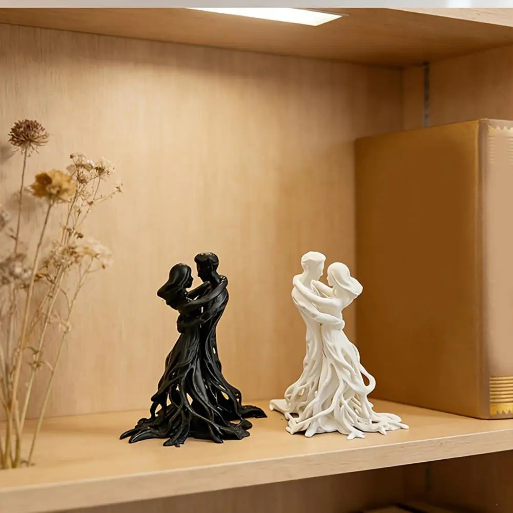 3D Printed Couple Embrace Statue – Wedding Decor