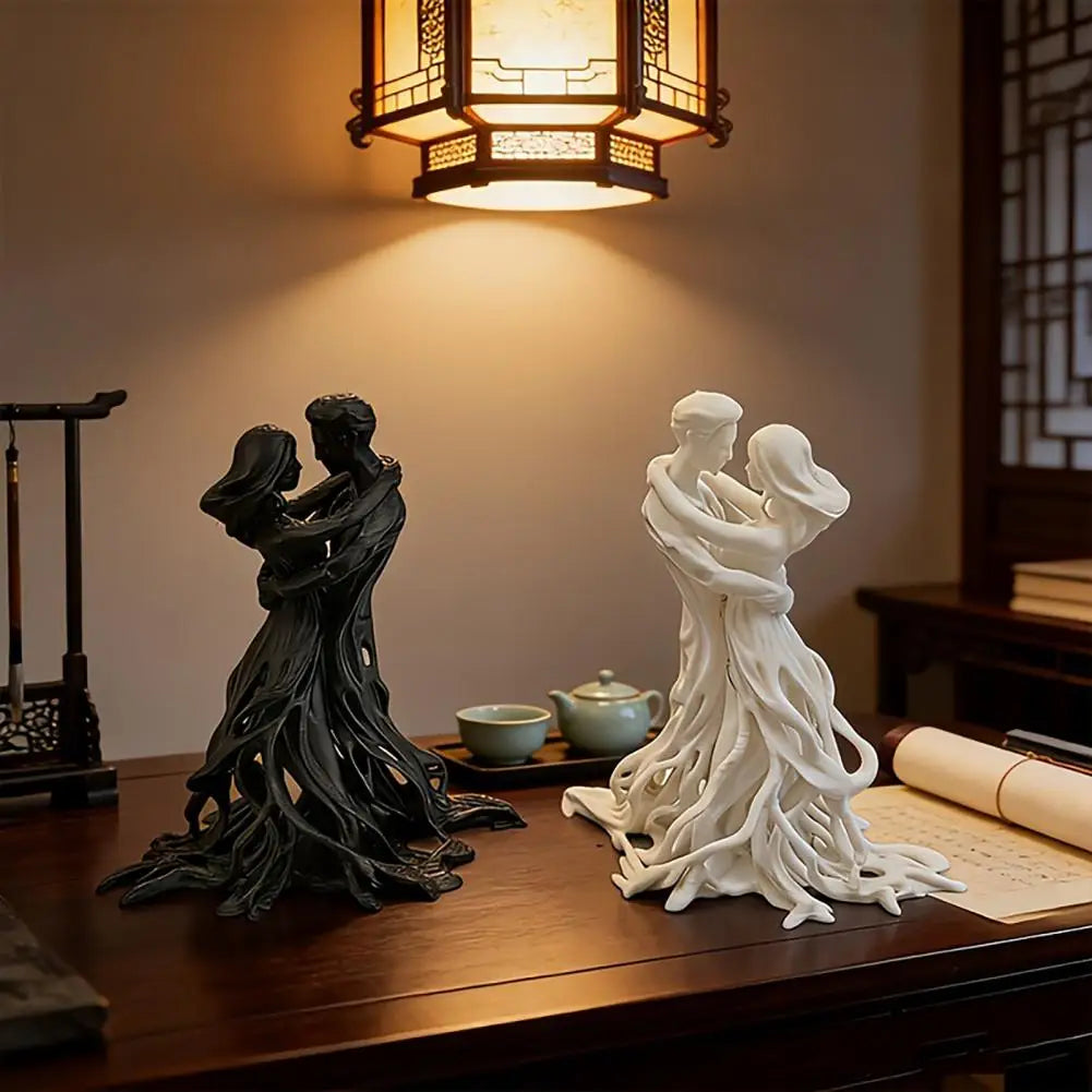 3D Printed Couple Embrace Statue – Wedding Decor