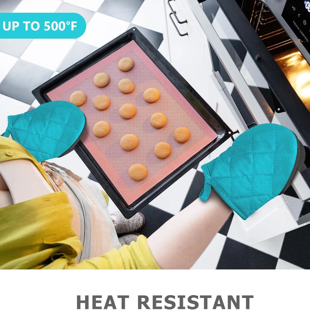 Heat-Resistant Oven Mitts – Non-Slip Kitchen Gloves
